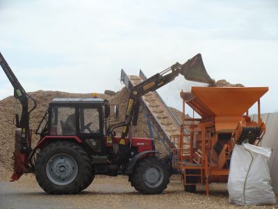 Spielplatzhackschnitzel, Fallschutz nach DIN EN 1176-2017 1500 Liter BigBag – Bild 3